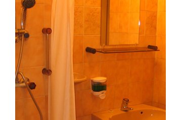 Madžarska Privát Parádsasvár, Eksterier